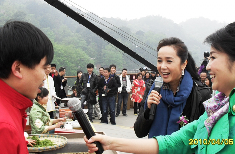 蔣雯麗我們天上見首映邀請畢六富現場